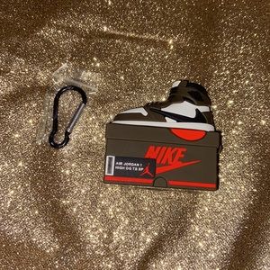 Air Jordan 1 AirPods Pro Case